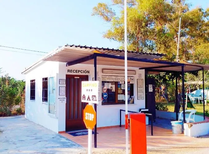 La Naranja Parque de Campismo